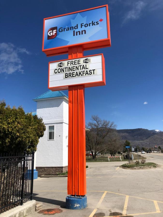 Grand Forks Inn Eksteriør billede